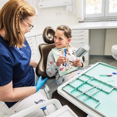Leistungsspektrum - Zahnarzt Dr. Mandy Meischner